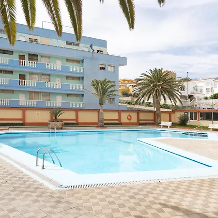Frontline Duplex Arenitas With Pool Semesterbostad *