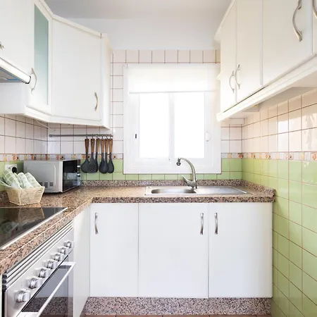 Feriehus Frontline Duplex Arenitas With Pool