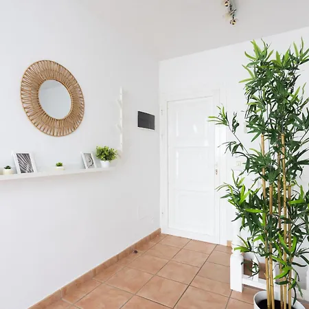 Frontline Duplex Arenitas With Pool Hébergement de vacances