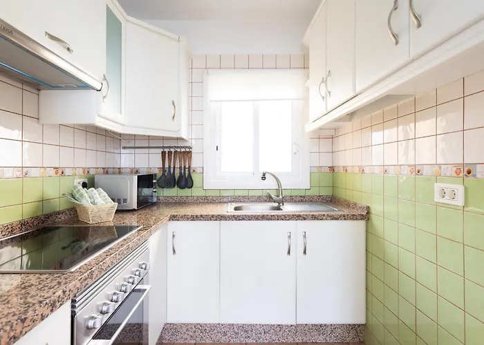 Prázdninový dům Frontline Duplex Arenitas With Pool